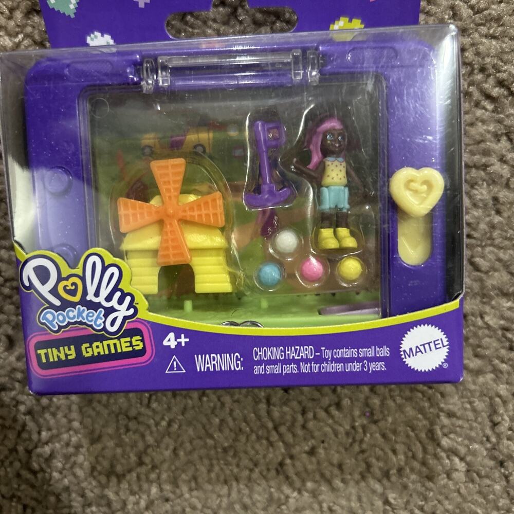New, Sealed! Polly Pocket Tiny Games Series 2 Mini Set 3.5"x2.5" Mini Golf 2020